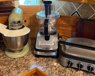 Vintage Kitchen Aid Mix Master 