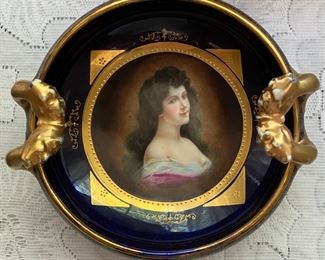 Royal Vienna Center Bowl w/ Gold Handles 