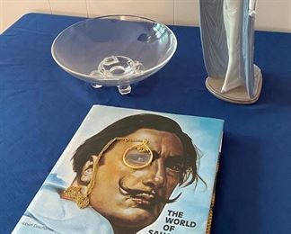 The World of Salvador Dali {First Edition} • Monocle • Steuben Bowl • Lladro 1428 “Dama Montecarlo” 