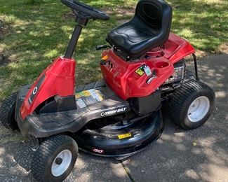 Troy•Bilt Riding Lawn Mower 