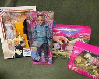 Barbie Ken Bride Groom Set And Friends