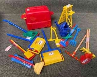 Renwal, Ideal, My Own Doll House Items