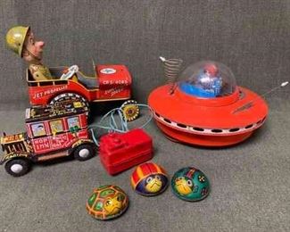 Unique Arts Tin G.I. Joe Jouncing Jeep Other Old Tin Toys