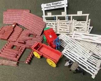 VintageMarx Toys, Roy Rogers Ranch, Plastic Cabins More
