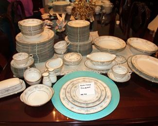 88 pcs. Noritake Colburn