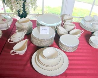 62 pcs. Lenox Weatherly