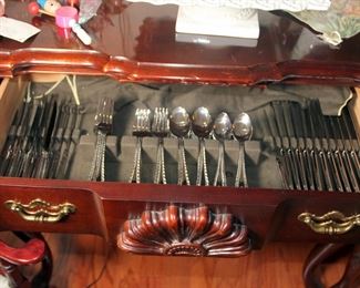200+ pcs Reed & Barton Royal Brittania Stainless Flatware