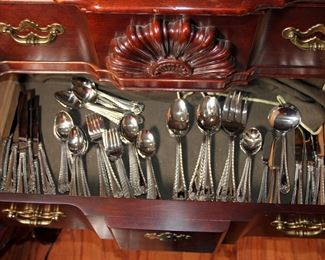 200+ pcs Reed & Barton Royal Brittania Stainless Flatware