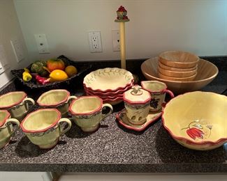 Pfaltzgraff dish set