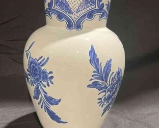 00Tiffany Vase