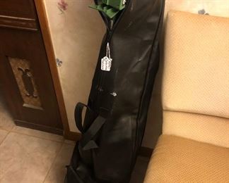 Garrett Ultra GTA350 metal detector w/ case