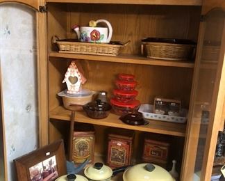 lots of kitchenware