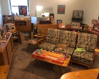 HEYWOOD WAKEFIELD MODERN FURNITURE