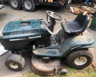 19.5 HP Craftsman riding mower