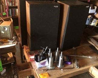 speakers