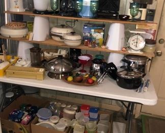 And now to the large, attached garage!