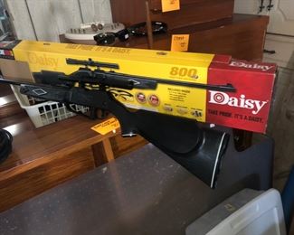 Daisy Powerline 880 rifle w/ box