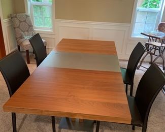 Solid Wood Extendable Table with 4 Black Dining Chairs