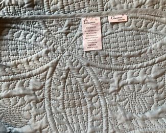 Chezmoi Coverlet and Pillow Cases