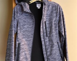 Everest Size Medium Jacket