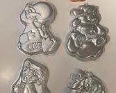 cakepans, assorted