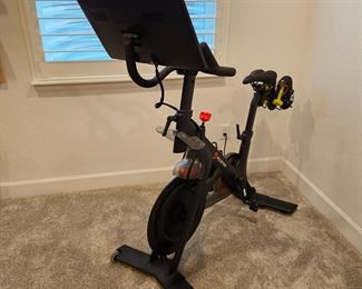 2021 Peloton Bike 