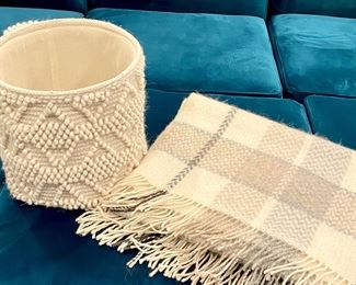  Large BOHO Macramé Decorative Basket and Icelandic Pure Wool Plaid Throw Blanket