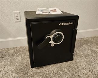17" cube sentry safe
