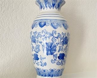 Blue & White Porcelain Chinoiserie Vase