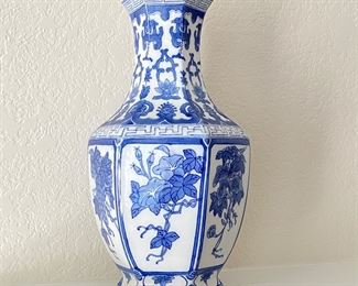 Blue & White Porcelain Chinoiserie Vase