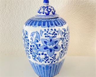 Blue & White Porcelain Chinoiserie Vase