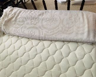 Full Chenille Bedspread