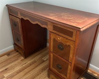 Vintage Detailed Desk