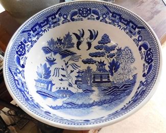 Blue Willow Serving Bowl