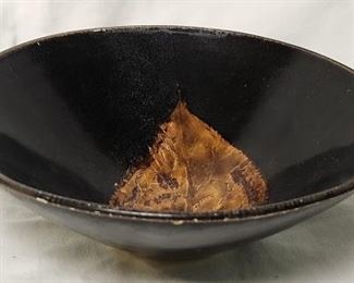 Antique Chinese Jizhou Leaf Bowl