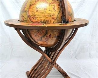 Wooden Globe Mini Bar