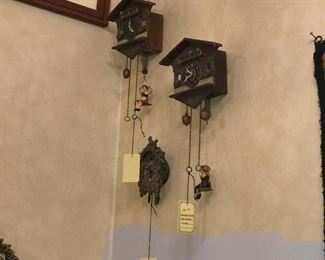 Items Located On The Wall In The Entry 