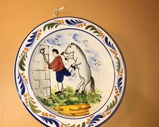 Items Located In The Dining Room