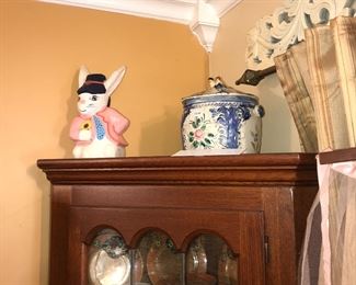 Items Located In The Dining Room