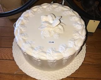 Items Located In The Dining Room