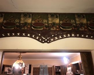 Items Located In The Central Hallway