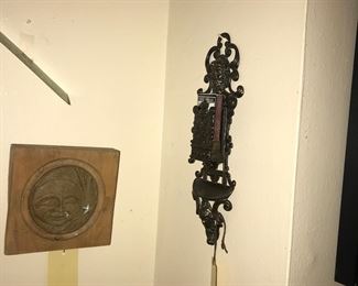 Items Located In The Central Hallway