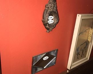 Items Located In The Central Hallway