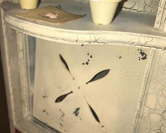 Items Located In The Central Hallway