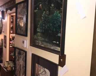 Items Located In The Central Hallway