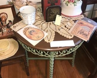 Items Located In The 1st Bedroom