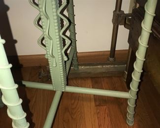 Items Located In The 1st Bedroom