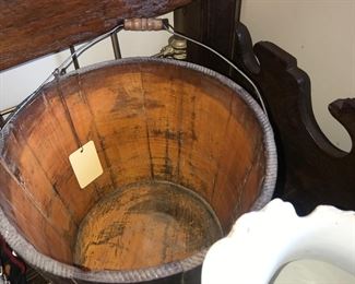 Items Located In The 1st Bedroom