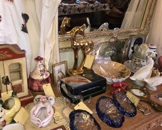 Items Located In The 2nd Bedroom