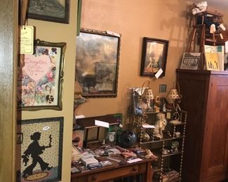 Items Located In The 3rd Bedroom